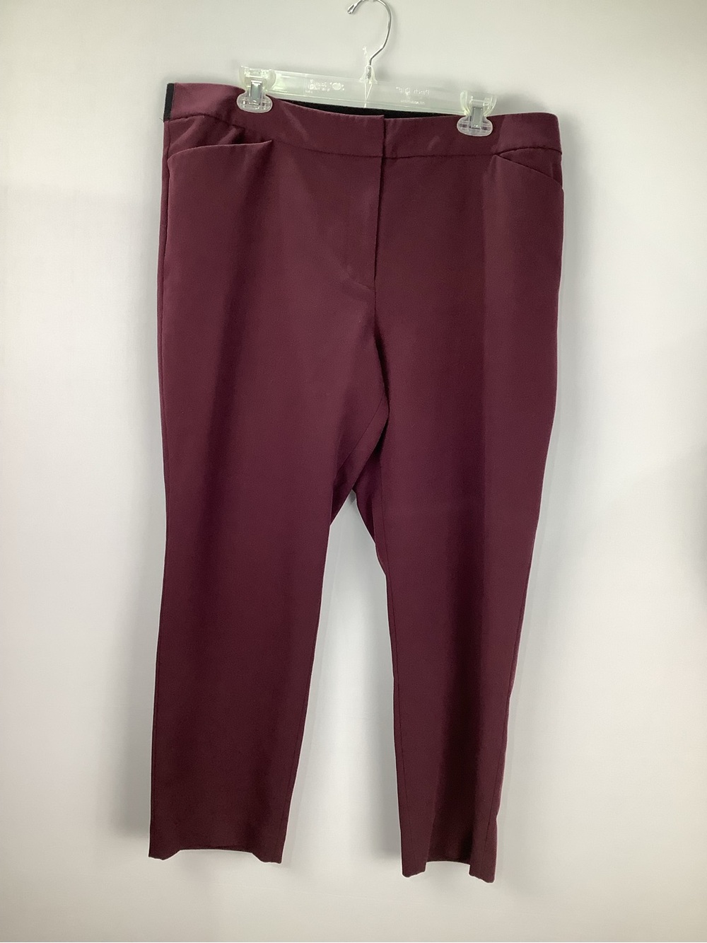 Liz Claiborne Women's Emma Cropped Pants - Burgundy size 16